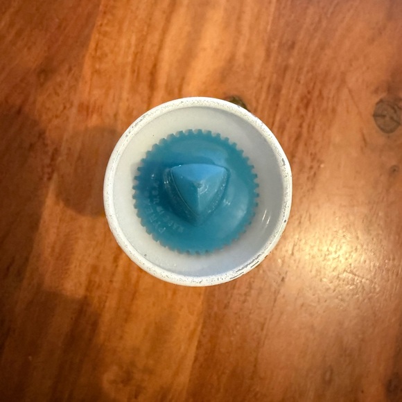 Vintage Pyrex Butter Dish and Salt or Pepper Holder - Picture 6 of 8